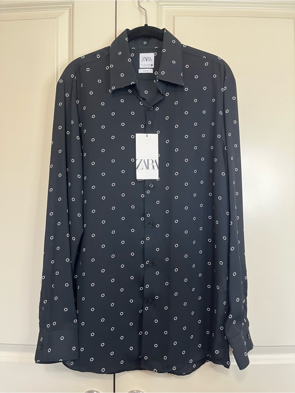 Zara Black Button-Up Shirt with White Circle Print
